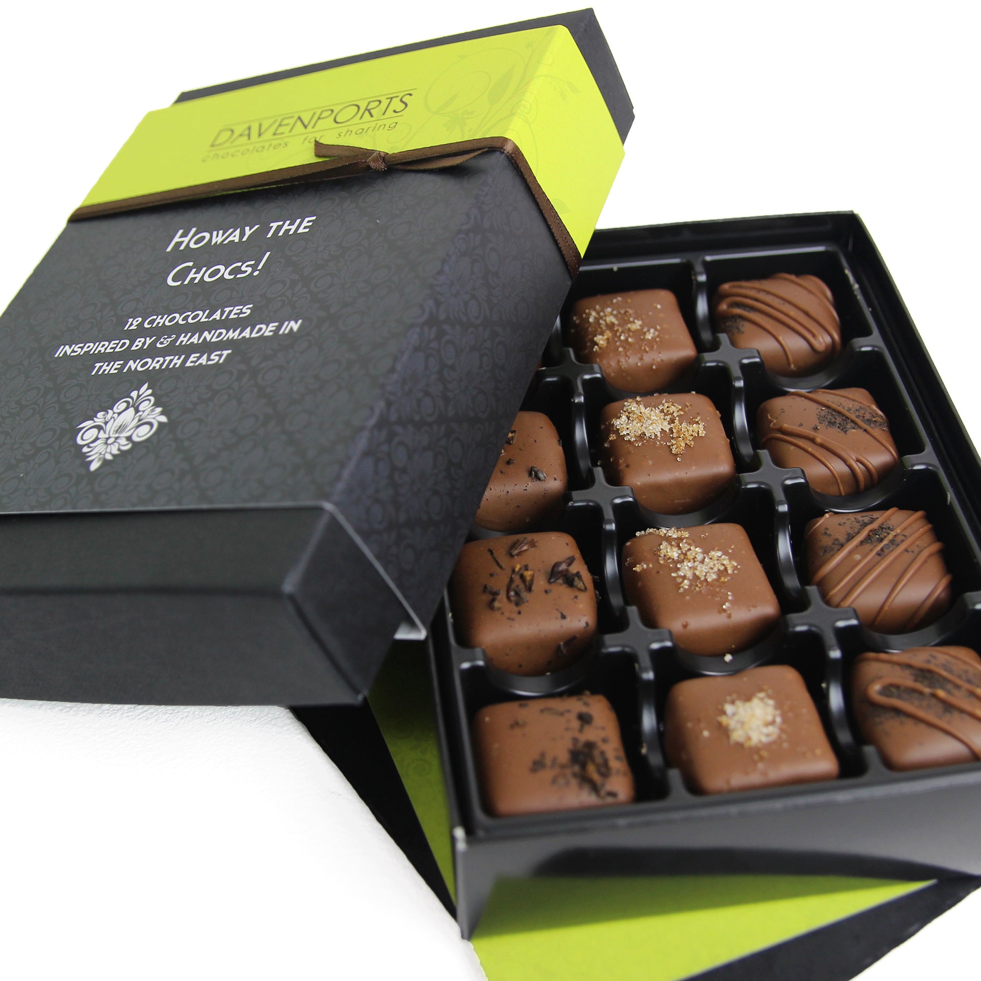 Davenport's Chocolates, Hepple Gin Chocolate Truffles open detail